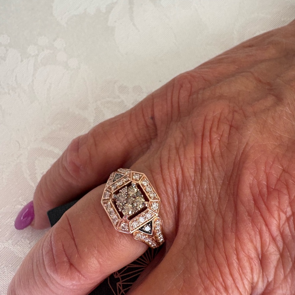 LeVian Chocolate Diamond 14K Strawberry Gold Women's Ring - Picture 4 of 8